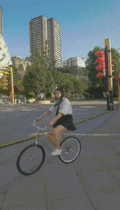 周五福利囧图云飞系列 美女抖臀不能是谁都能学的