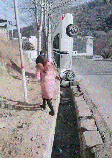 3DM輕松一刻第1468期 女生的肚子這么神奇的嗎？