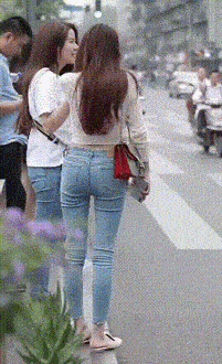 周五福利囧图云飞系列 只有姿势正确才能练出胸肌