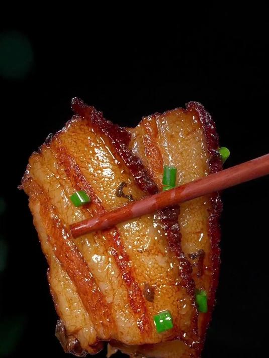 年夜饭硬菜！自己家做的梅菜扣肉真的太好吃了，软糯香入口即化