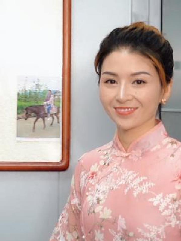 探访安阳非遗特产曹氏豆腐干,没想到传承人这么漂亮