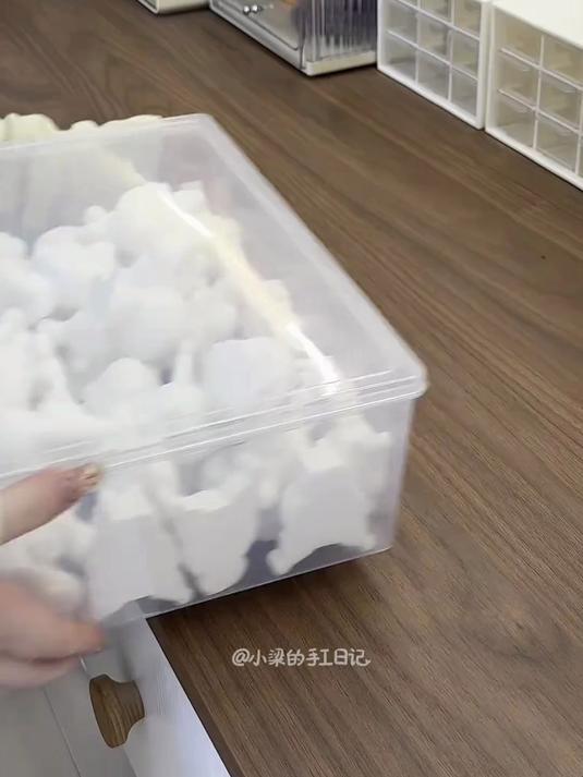 敖光萌萌的很安心的石膏娃娃版 是老实巴交的龙爹!