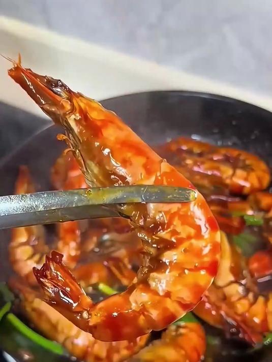 鲜活黑虎虾超大号!鲜到上头,闭眼?