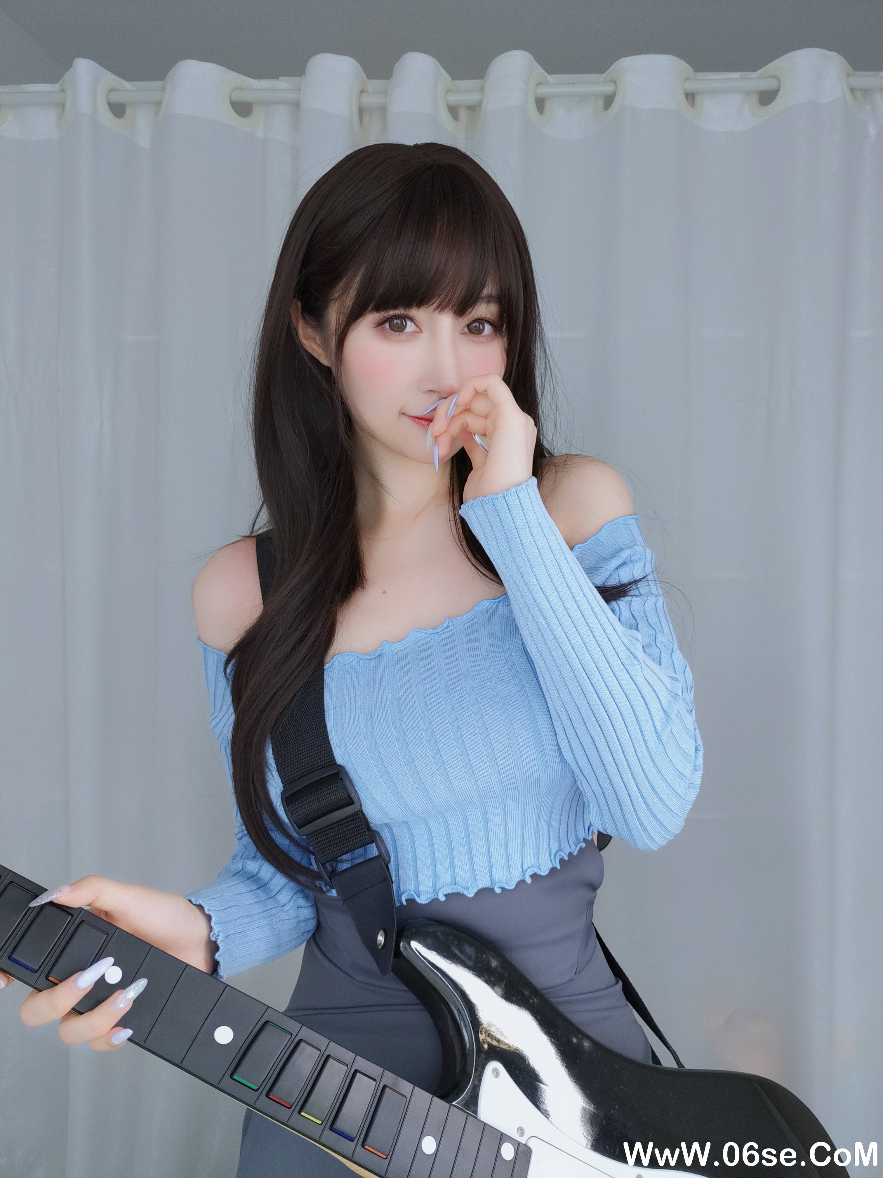 图片[73]-Coser小姐姐白银 NO.093 – 吉他妹妹 [164P888M]-六色网