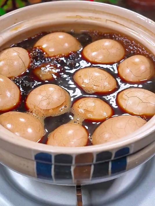 每隔几天我都会煮一锅茶叶蛋