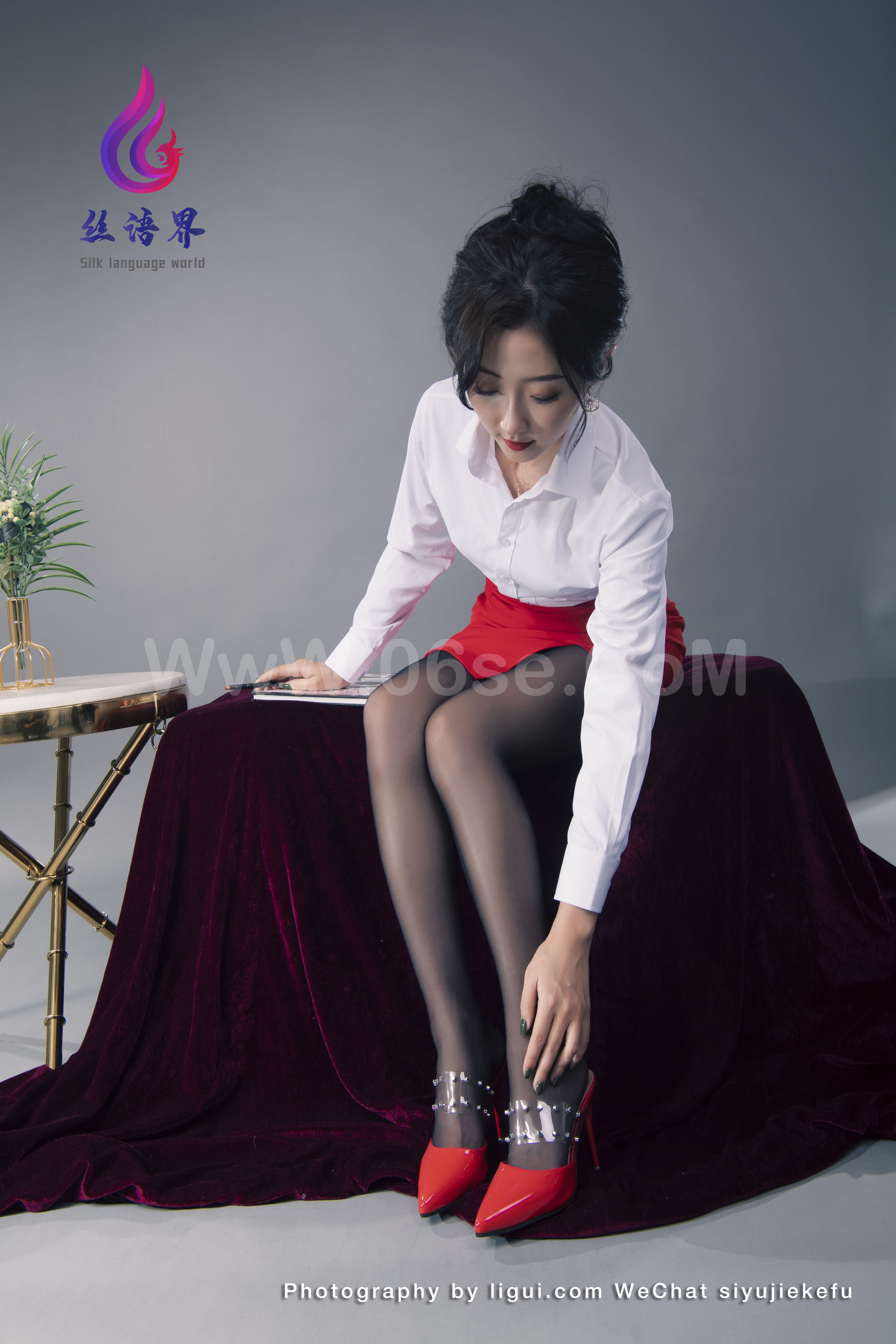 图片[12]-[Ligui丽柜] 2022.04.27 网络丽人 Model 愉心-六色网