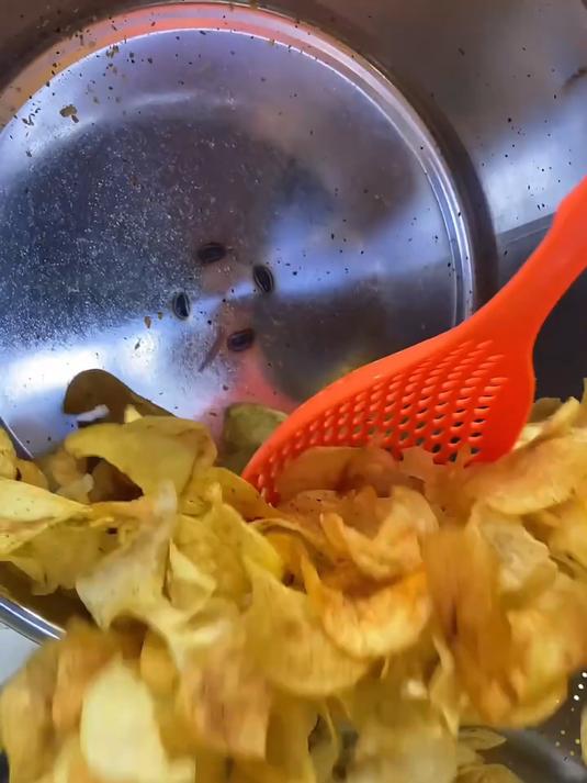 寻味大雪节气美食-鲜炸薯片,操作简单,流程标准化降低技术门槛