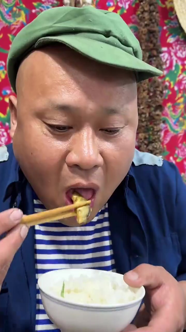 弄点开锅鱼做鱼酱，东北人自己的鱼子酱