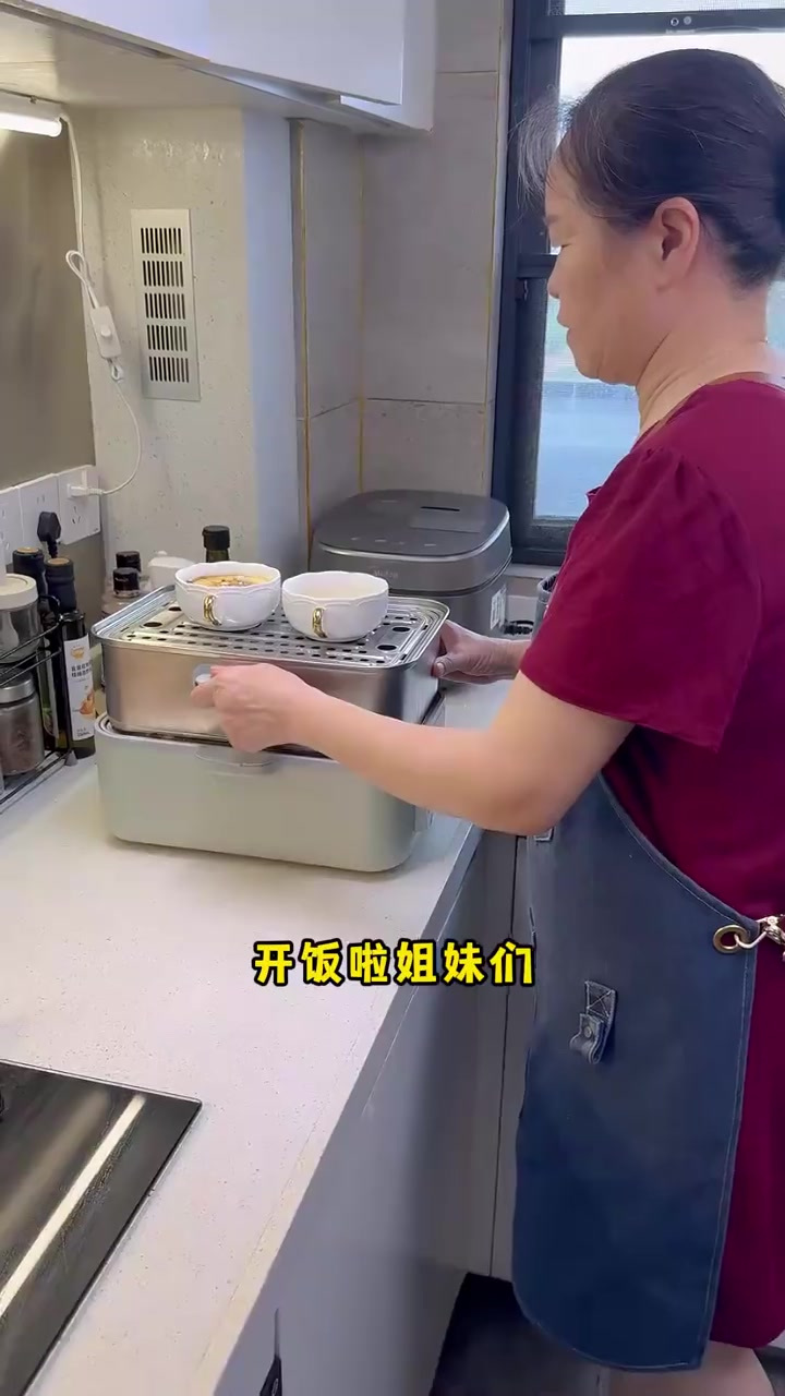 一锅搞定两菜一汤，蒸着吃，营养不流失，简单又方便