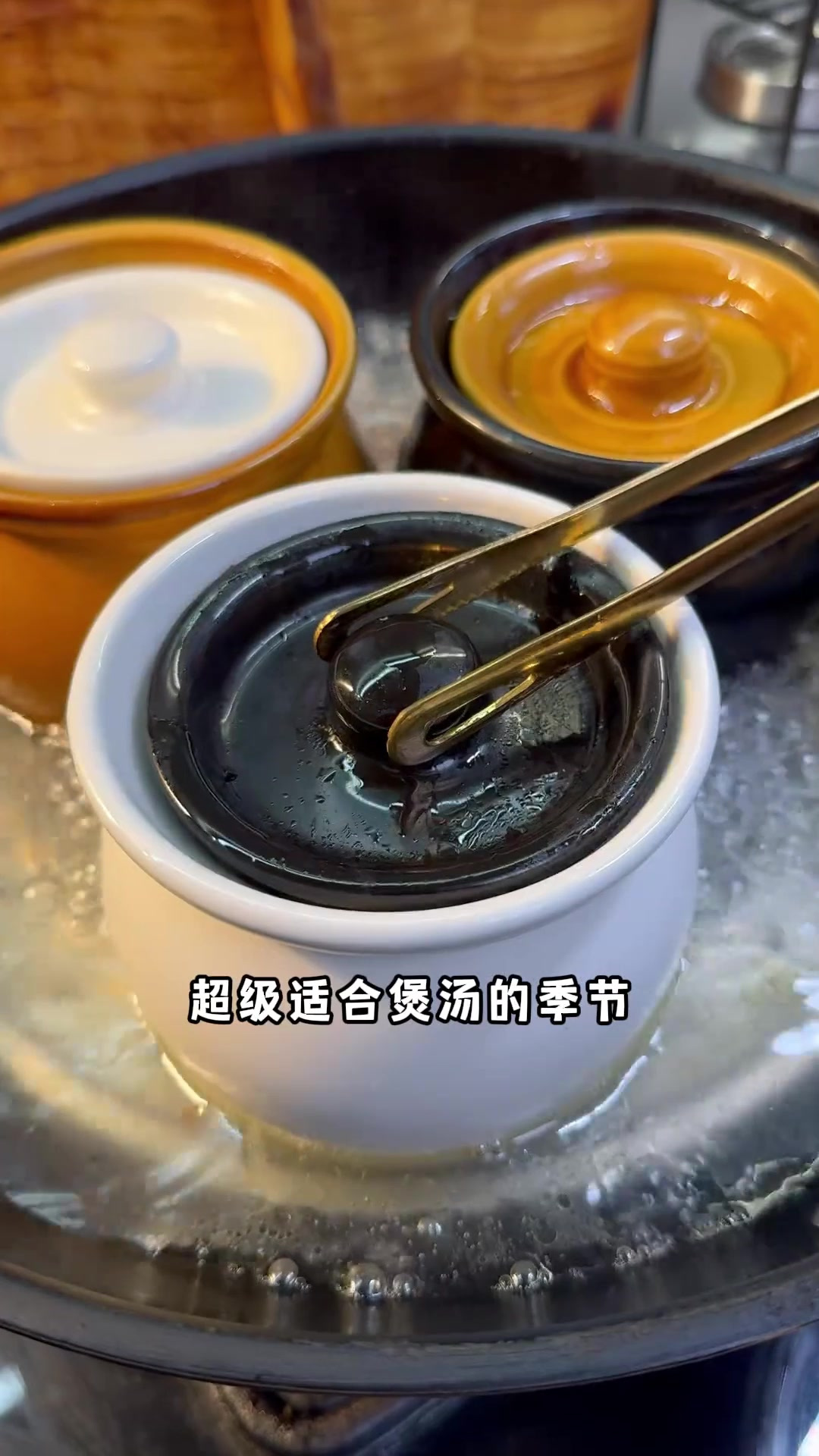 玉米排骨汤，清清甜甜，特别好喝