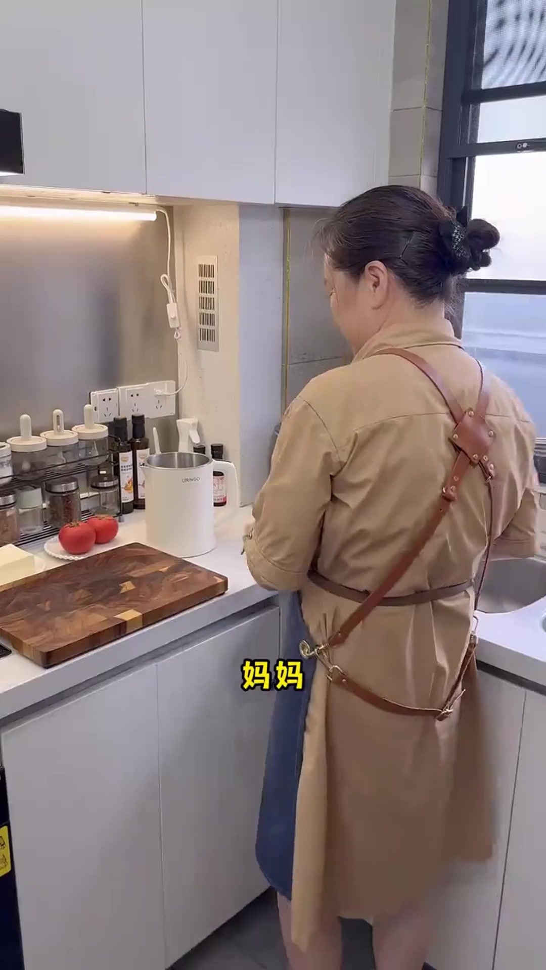 虽然没住海边,婆婆也能用淡水鱼做出鲜香的鱼汤