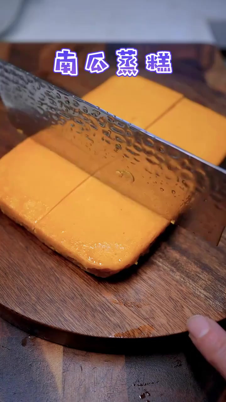 多吃粗粮身体好,给儿媳妇做了一个三色藜麦蔬菜粥,好喝