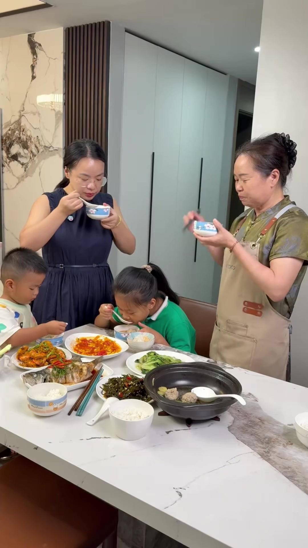 莲藕丸子汤,汤鲜味美,丸子特别嫩