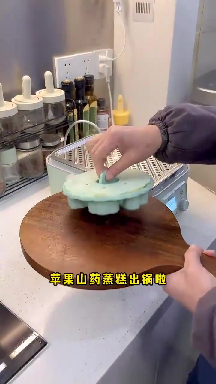 不用发酵就能一次成功的苹果山药蒸糕，适合所有宝宝