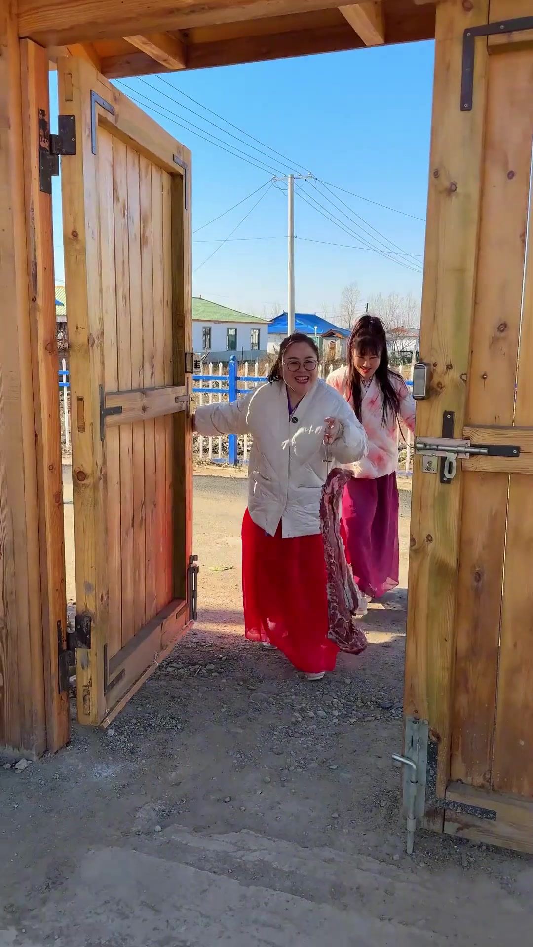 每到这时候东北就要开始猫冬生活了，今天做个硬菜酱骨头