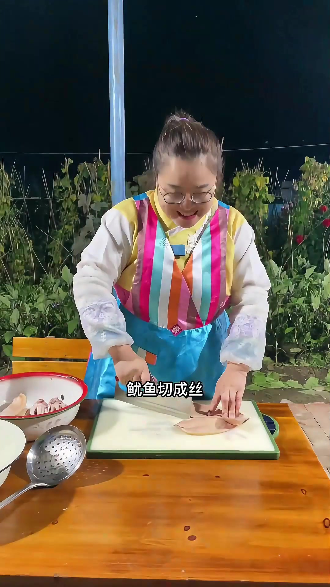 辣拌鱿鱼，真的太好吃了，孩子都香的睡不着了