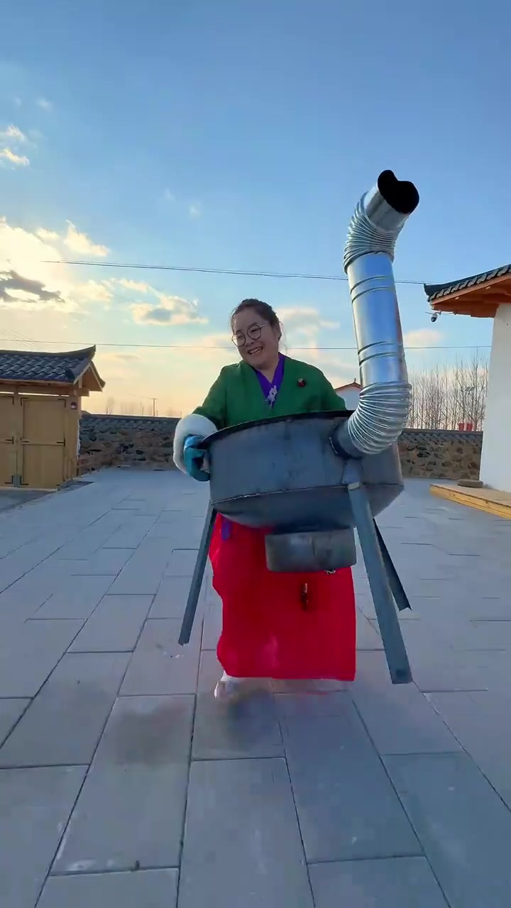 这用大锅炖的酱牛肉,真的是太香了,好有食欲啊