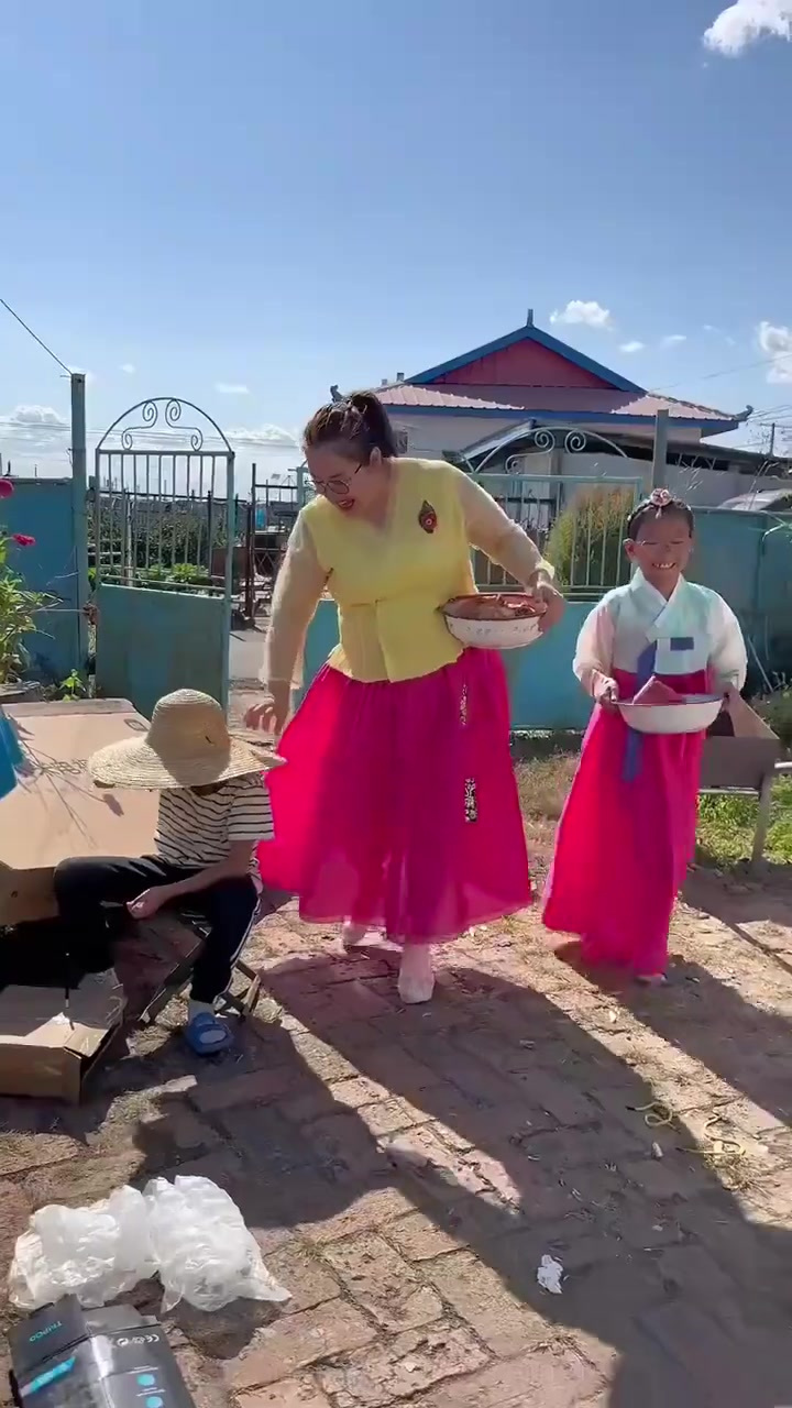 牛肉辣白菜水煎包，简单好吃真的太香了