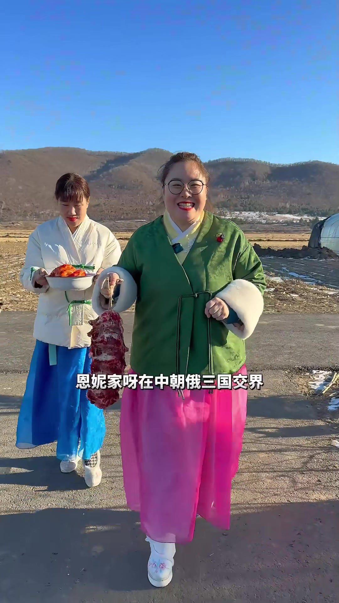 来延边玩一定要品尝下，延边辣白菜还有延边黄牛肉，味道一绝