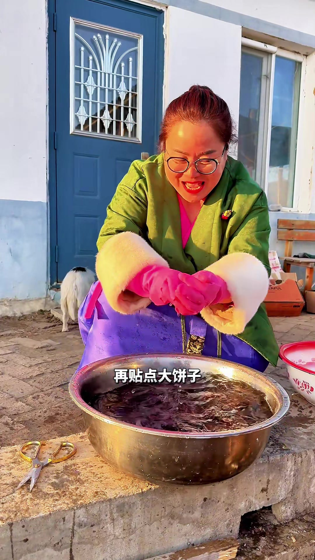 东北猫冬酱焖柳根鱼,配上大饼子味道绝了