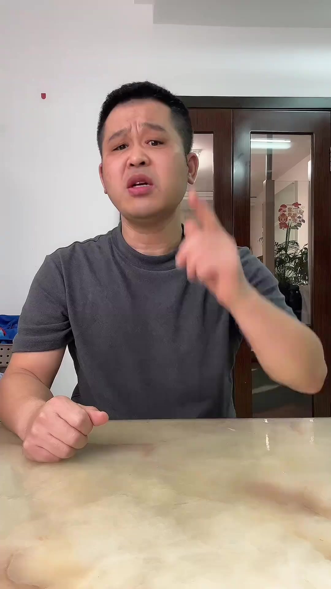 这样的肥肠罐头你买到过没有