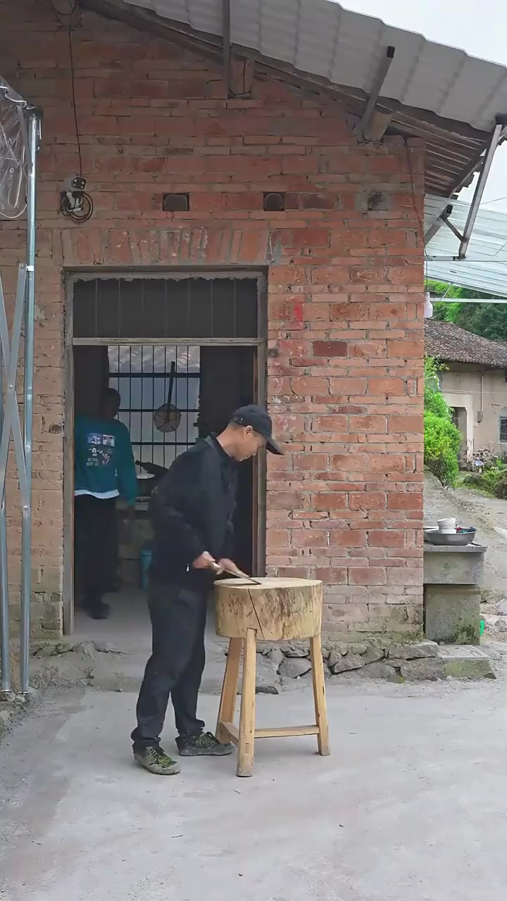 炸鸡腿,鸡皮酥脆,肉汁饱满,鲜香松软,太香了