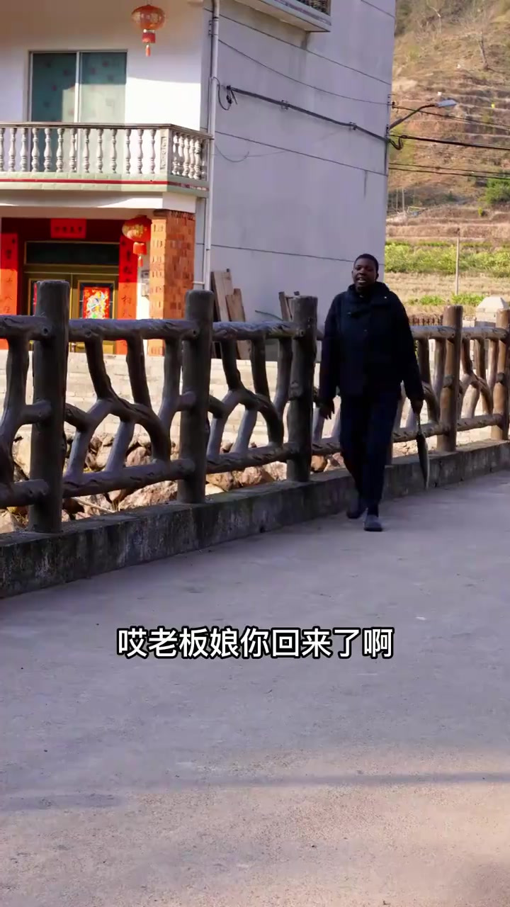 用钓来的鱼在家做个家庭版蟹肉棒,拿来煮火锅口感筋道,鲜味浓郁