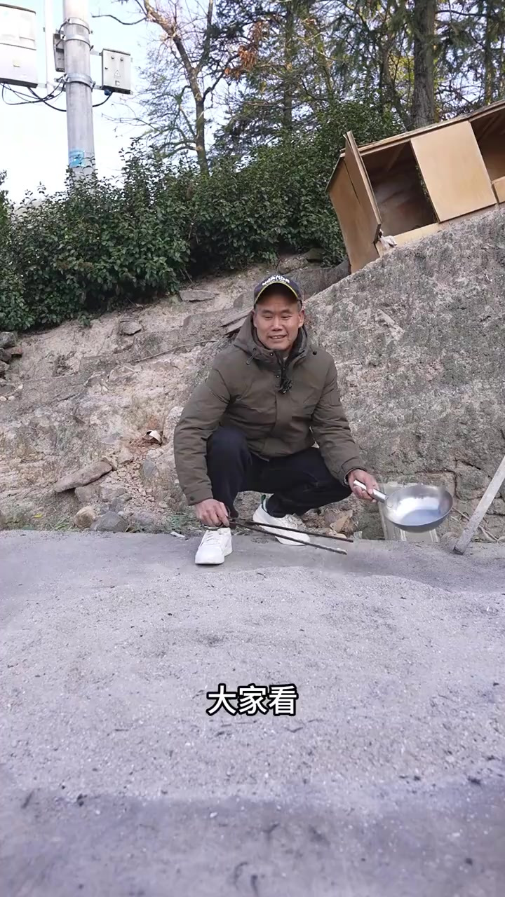 黄米粿象征着丰收与希望，对佳节的欢喜与祈盼