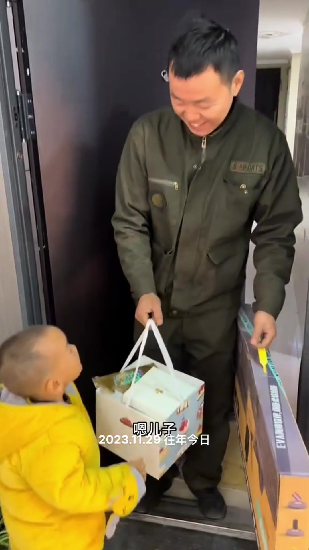 今天是儿子阳历的生日,儿子过生日也要有仪式感