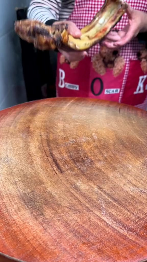 晒的干豆角,炕的腊排骨,一起炖着,也太香了