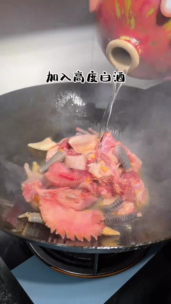 这个鲜香味美的鸡肉炖干豆角,餐桌上可以安排