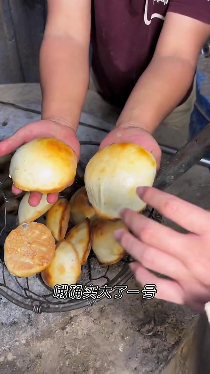 只有在和田才有的仪式感,大烤包子