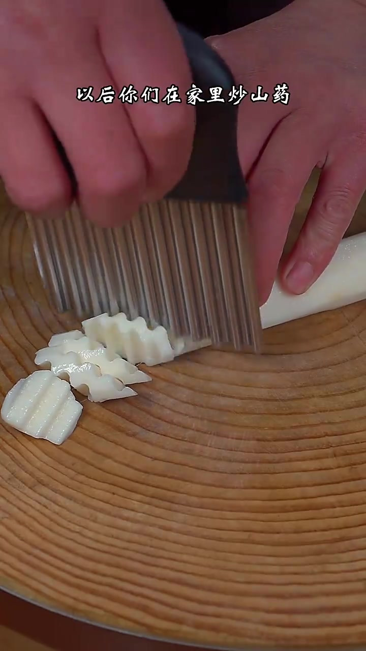 木耳炒山药这样做,清脆爽口不油腻