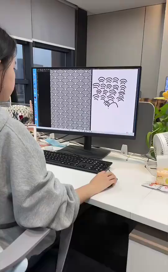 新招的实习生，连鱼纹图案都不会做，被我抓到了