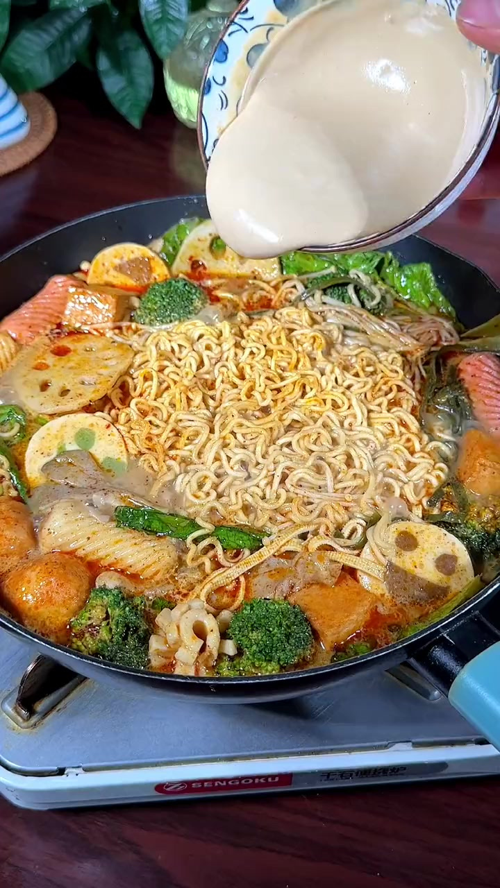 想吃麻辣烫我们自己在家做
