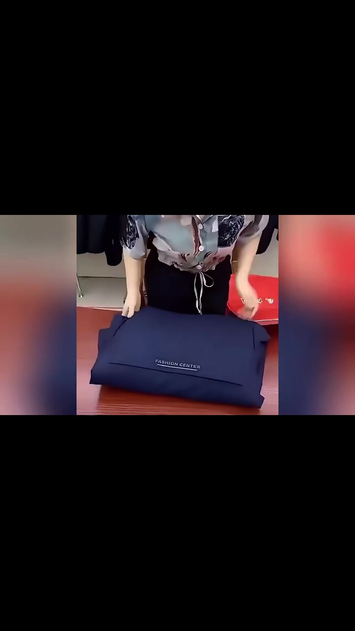 提高你的冬季穿搭,黑金派克服让你自如应对