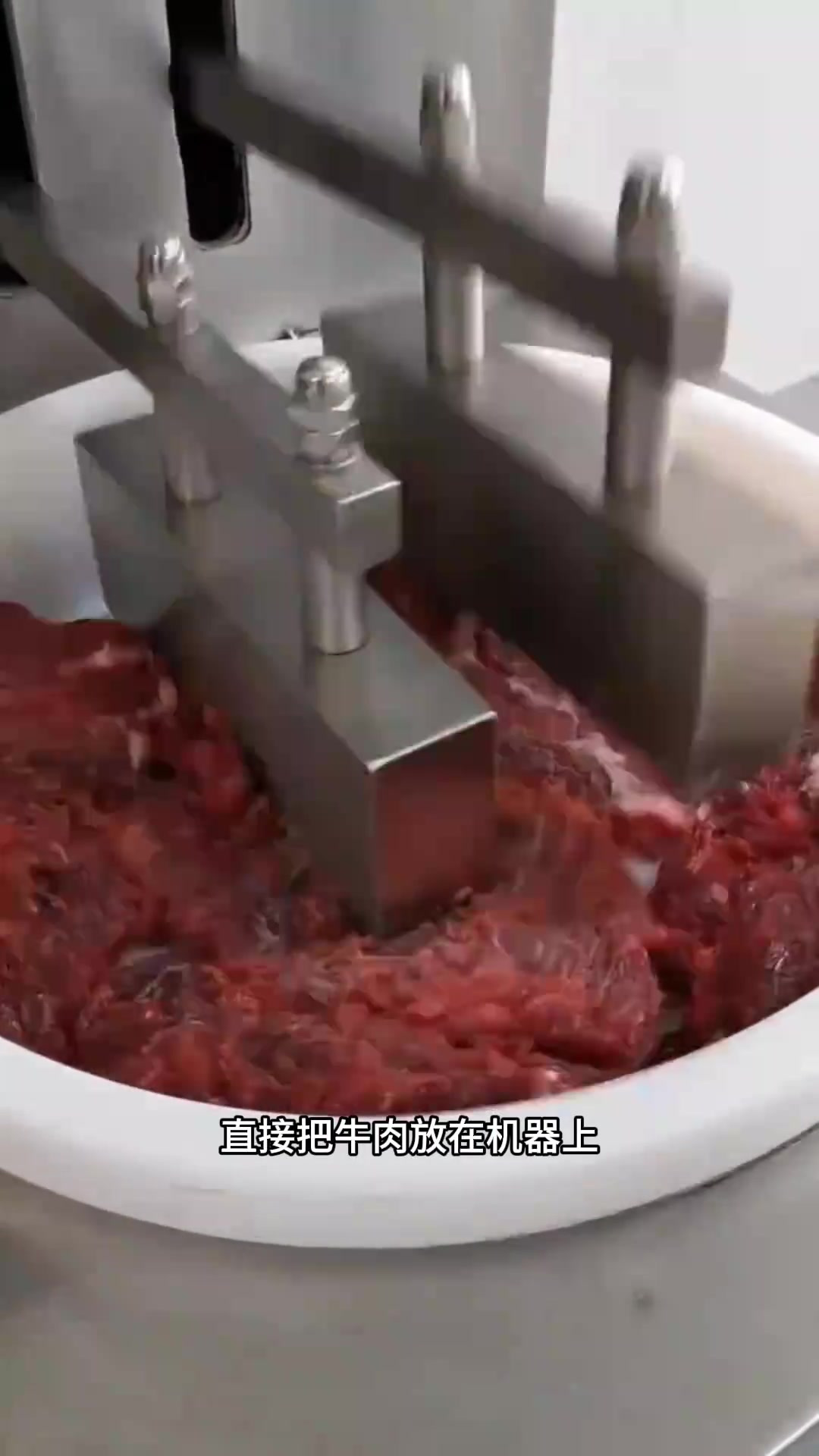才知道!手工牛肉丸的制作过程原来完全不需要手工～