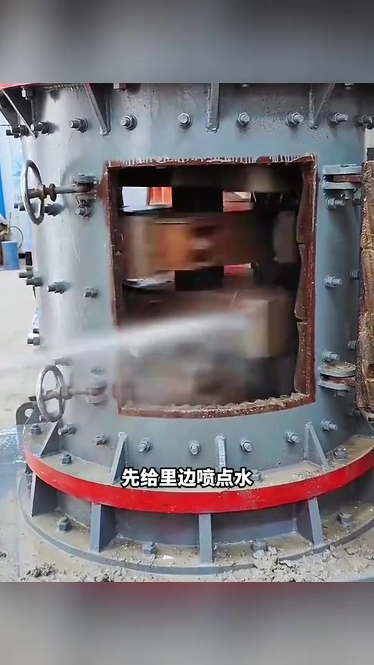 新购打磨机展示:鹅卵石变细致成品的神奇过程