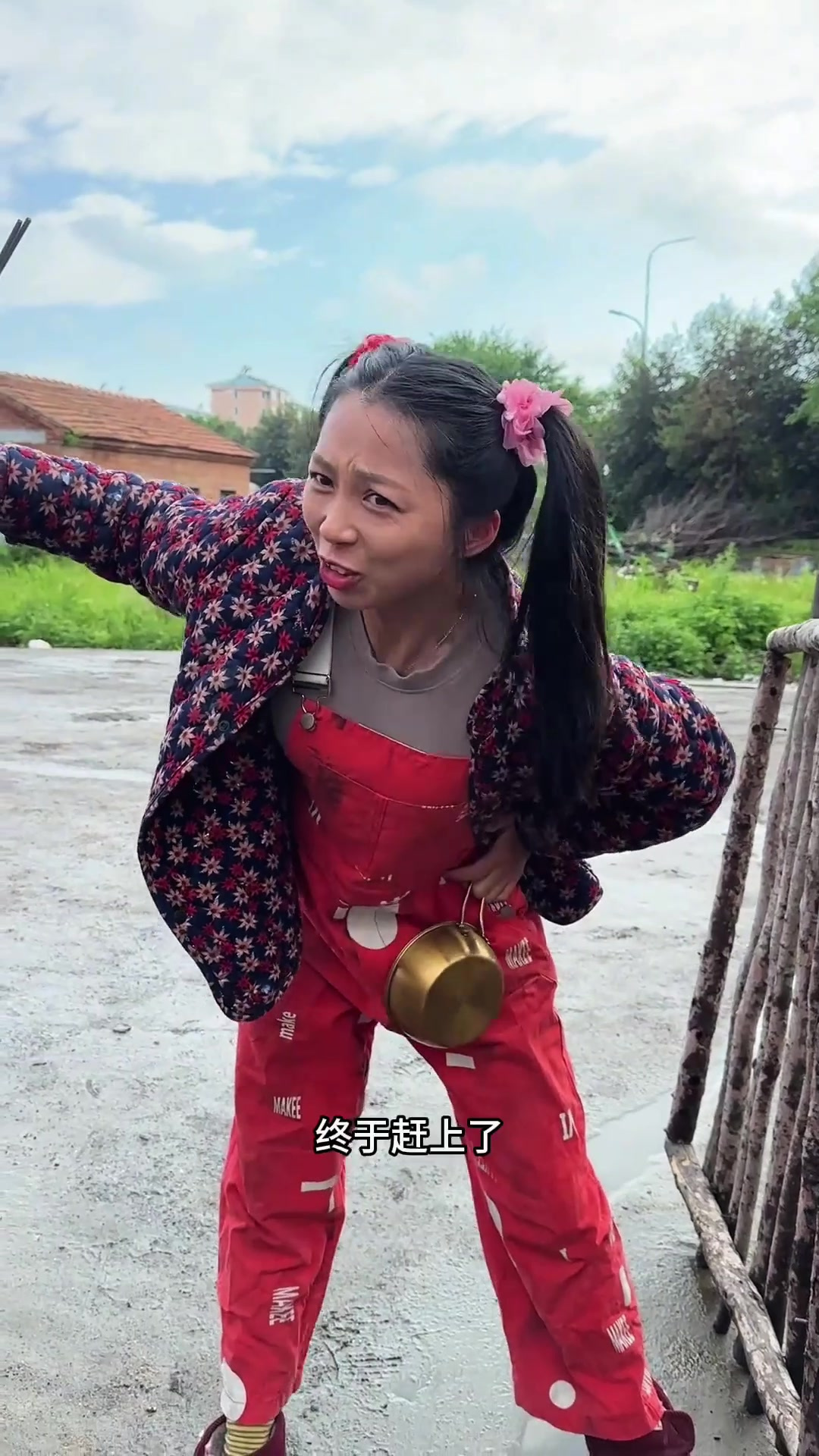 麻辣鸭货得配酒才过瘾，小寡妇来了就不行了