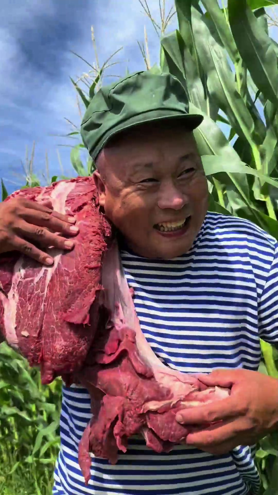 四十斤牛肉做出来的牛肉干，那叫一个香