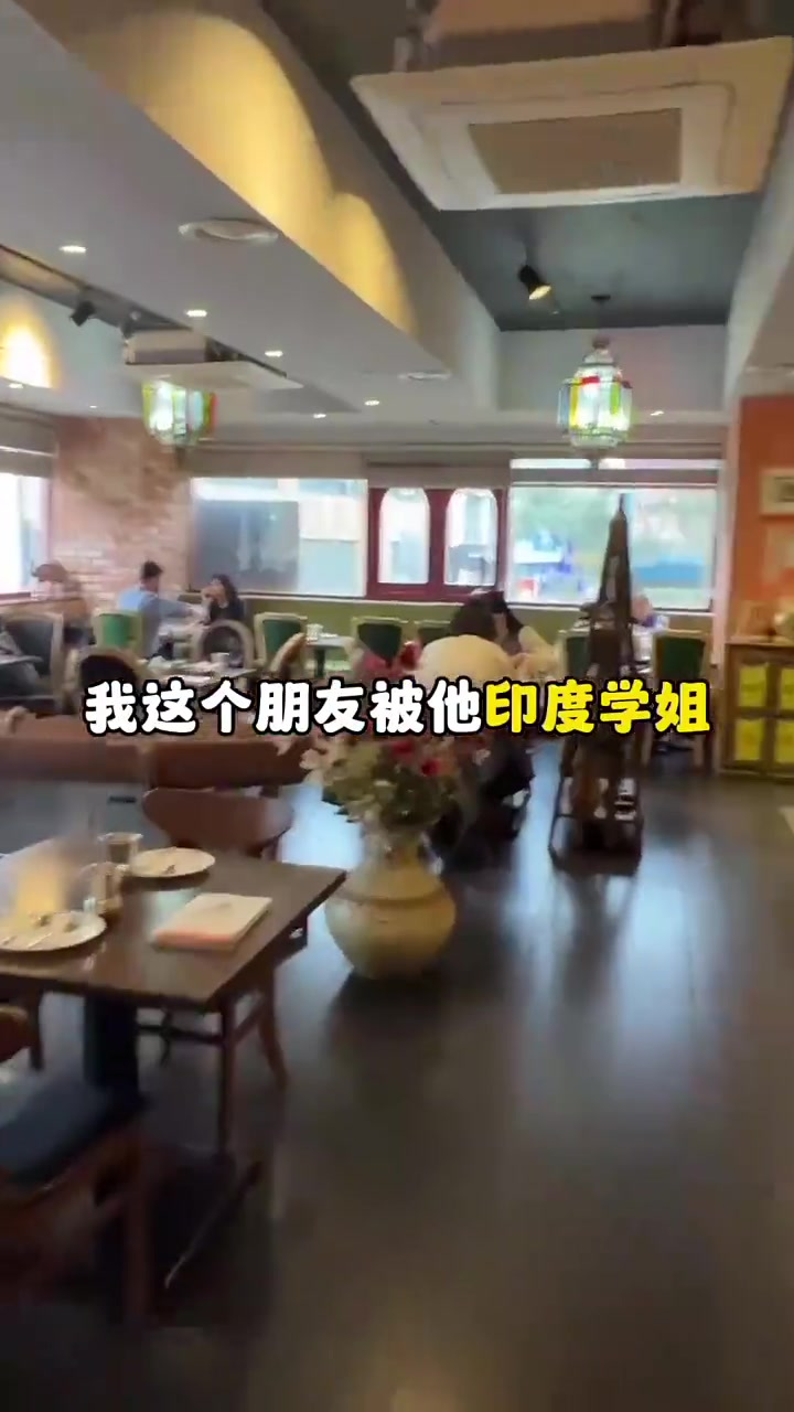 印度玛莎拉遇到韩式泡菜，到底是种什么味道