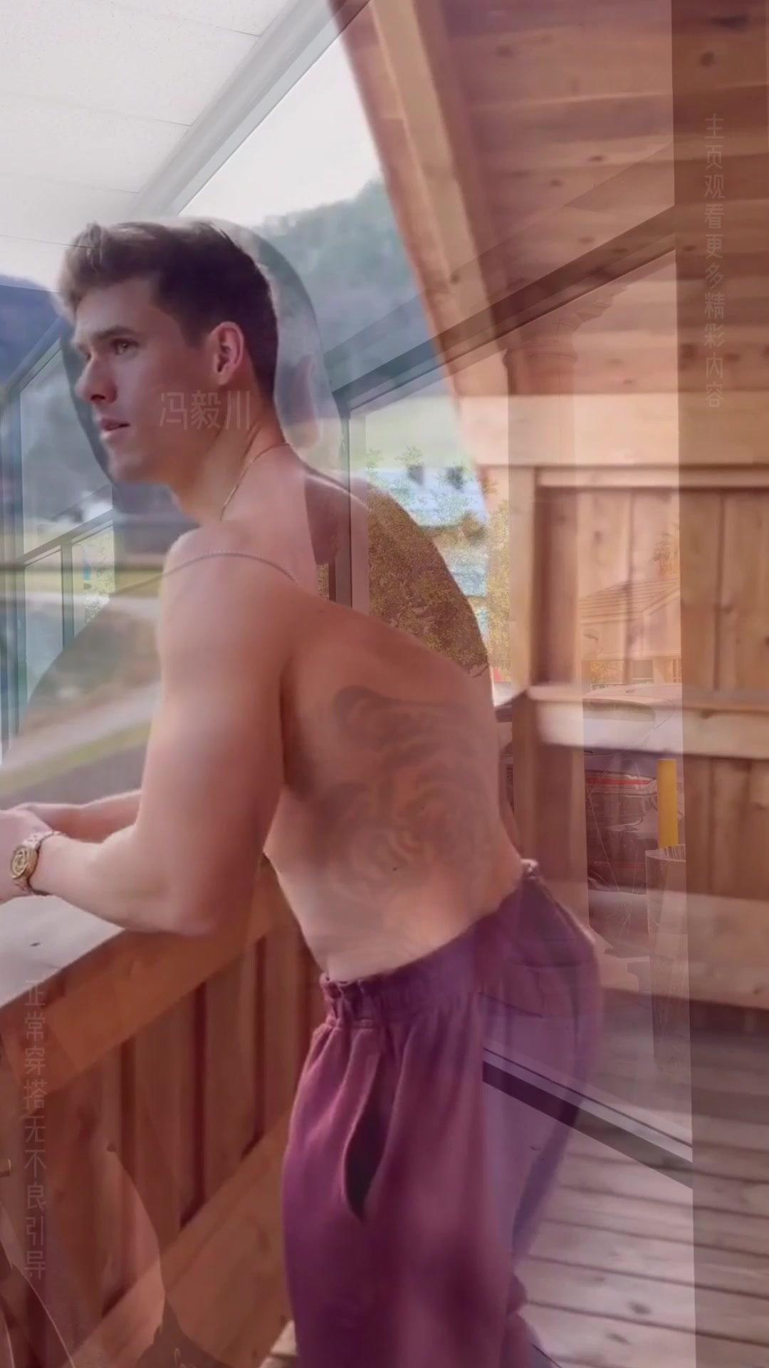 超自恋的体育生,见到镜子就想自拍,人鱼线漂亮如雕刻,喜欢吗?