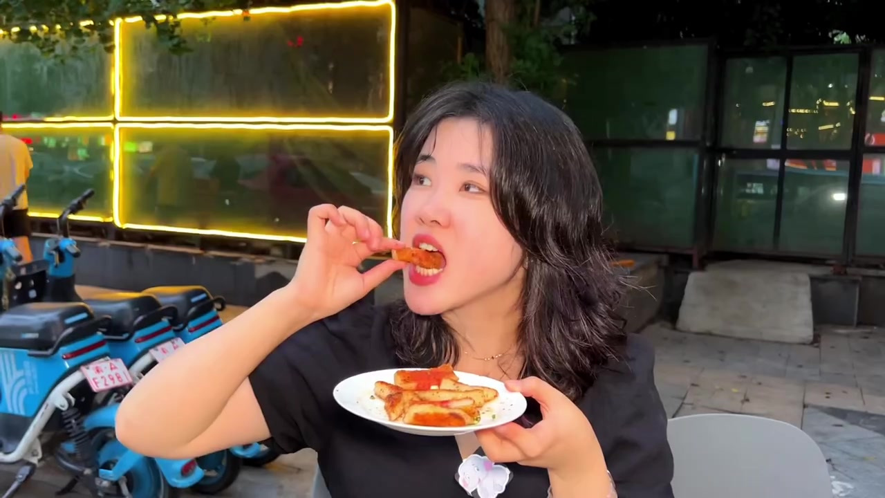 重庆天呐!烧烤糍粑年糕,蕨皮,胸口油,也太好吃了吧!