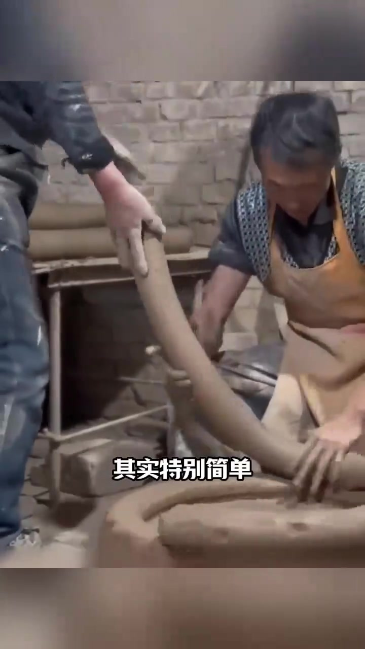 教你简单制作水缸:水泥抹匀、压扁、风干轻松完成!