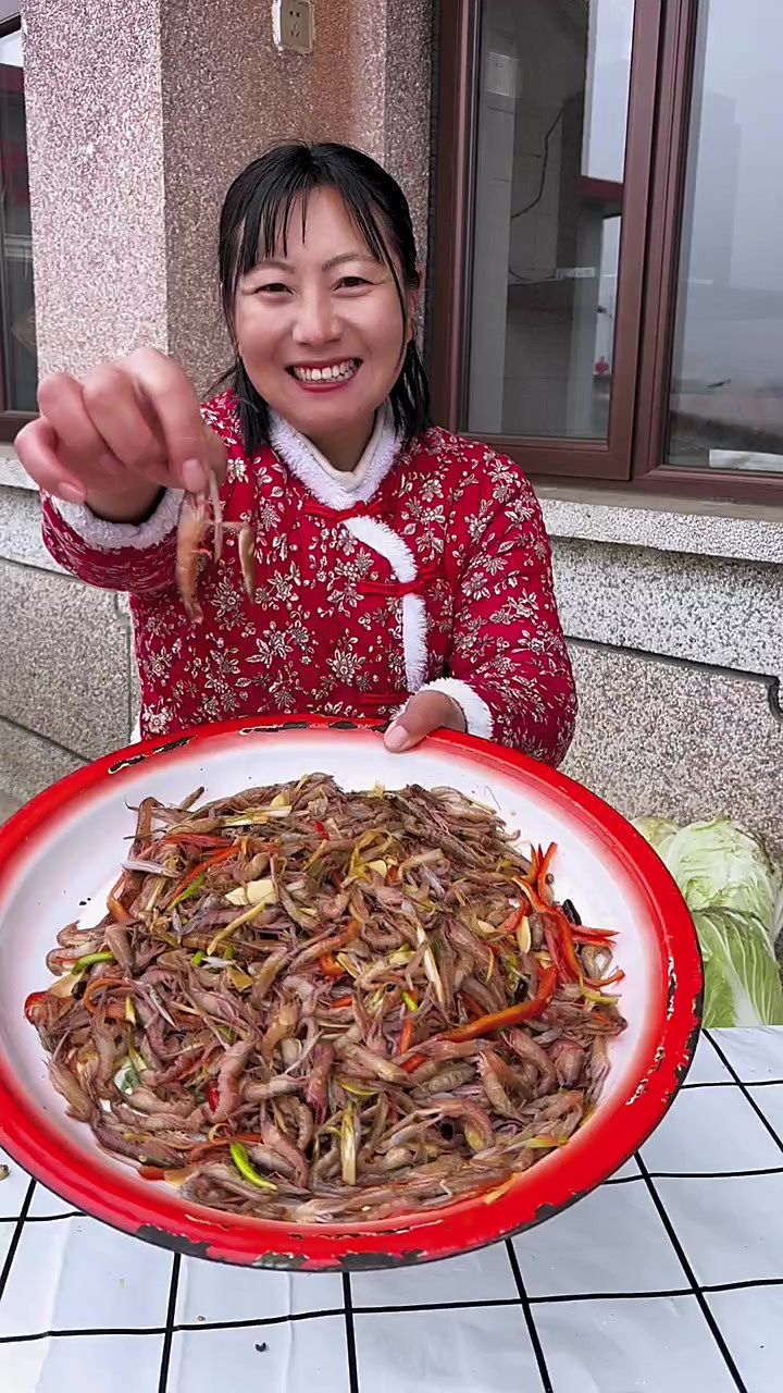 有没有喜欢吃生腌的嘎巴虾,太鲜了