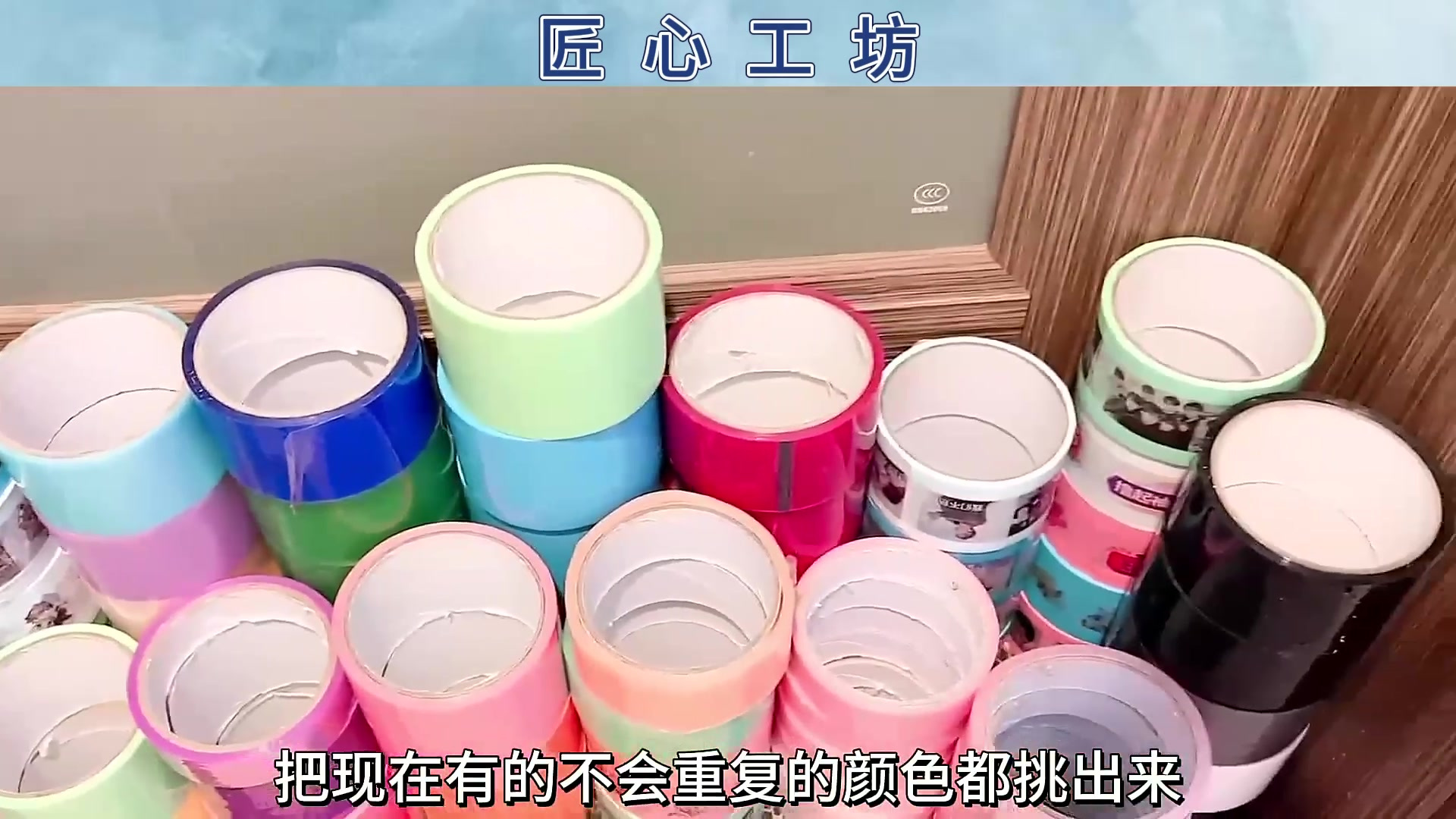 300元买新泥铺满整桌,竟发现鲱鱼罐头!
