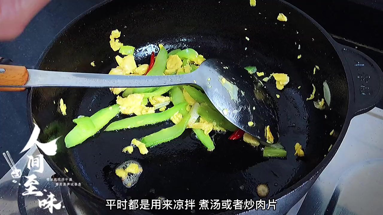 黄瓜炒鸡蛋这样做,清脆爽口,蛋香滑嫩,色香味俱全,连吃两碗饭