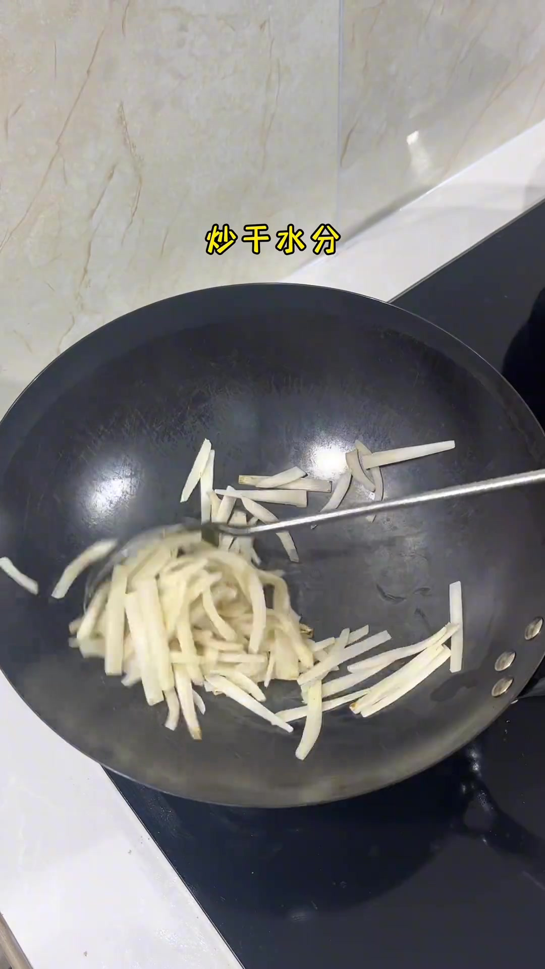 当酸笋遇上鸭肉,你可要多煮点米饭了 酸笋鸭 广西特色菜