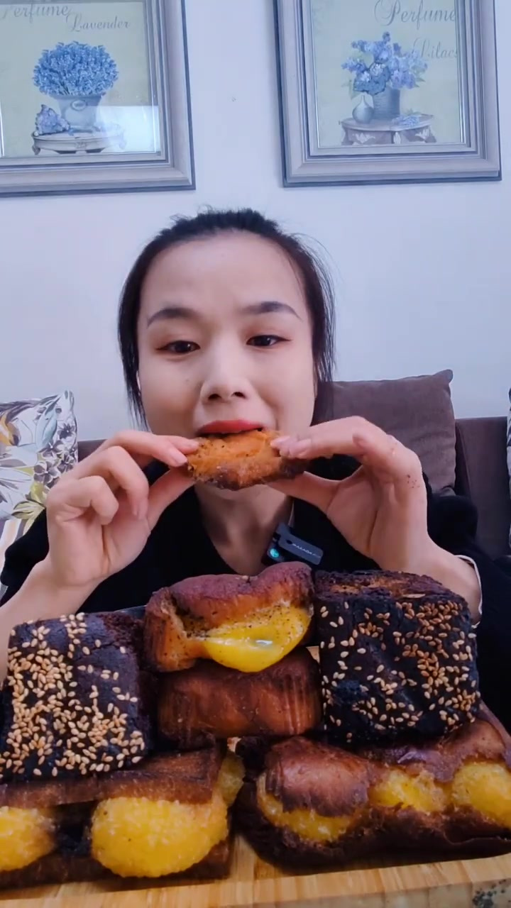 你们爱的油炸桃酥枣糕来咯