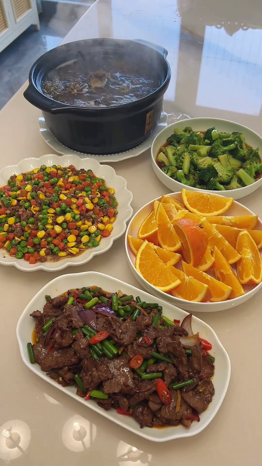 江西美食:今天的晚餐做了茶树菇老鸭汤